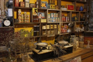 N°2-8749 L EPICERIE